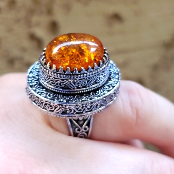 New Baltic Amber Antique Design 925 Silver Statement Ring. - Picture 2 of 16
